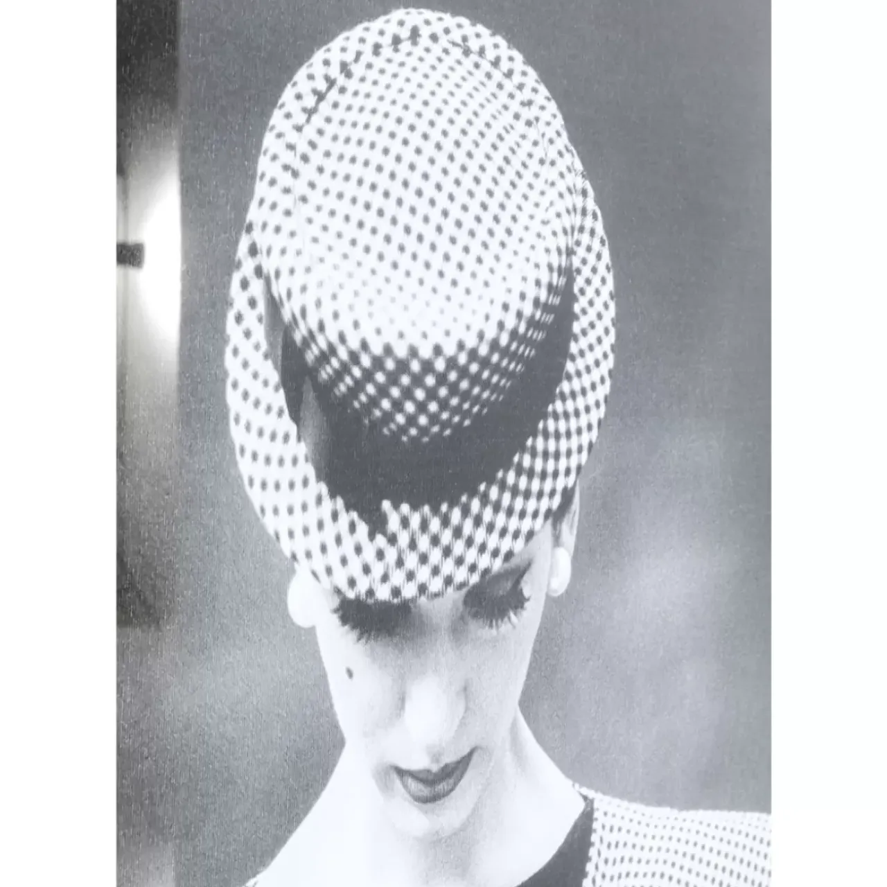 KARE Design Bilder-Gerahmtes Bild Reading Beauty 85X105Cm